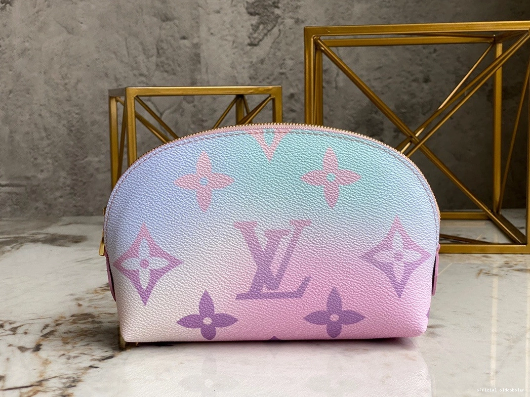 Louis POUCH Vuitton COSMETIC 0803